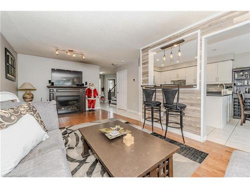 109 Hawkins Drive, Cambridge, ON - Indoor With Fireplace