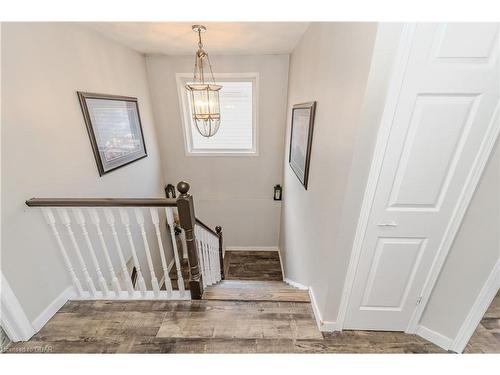 109 Hawkins Drive, Cambridge, ON - Indoor Photo Showing Other Room