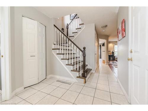 109 Hawkins Drive, Cambridge, ON - Indoor Photo Showing Other Room