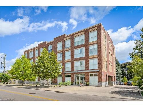 305-36 Regina Street N, Waterloo, ON - Outdoor With Facade