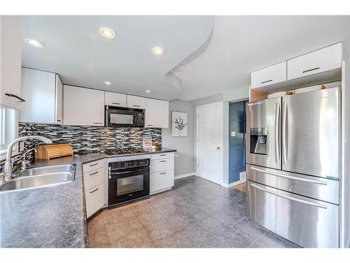 165 Marksam Road, Guelph, ON - Indoor Photo Showing Kitchen With Double Sink With Upgraded Kitchen