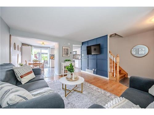 165 Marksam Road, Guelph, ON - Indoor Photo Showing Living Room