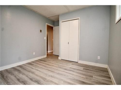 48 Harpur Drive, Tobermory, ON - Indoor Photo Showing Other Room