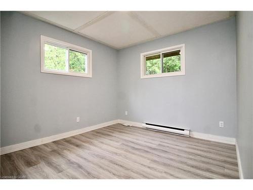 48 Harpur Drive, Tobermory, ON - Indoor Photo Showing Other Room