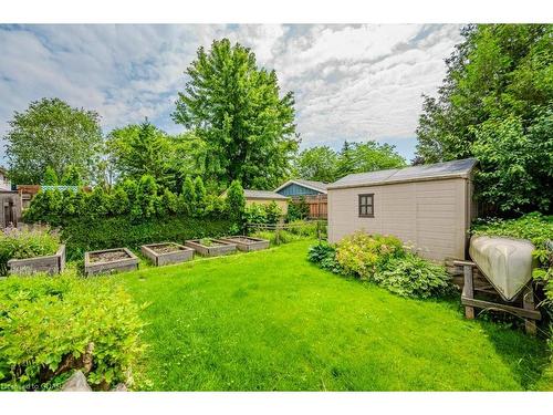 8 Upton Crescent, Guelph, ON - Outdoor