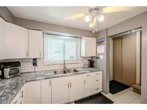A2-223 Pioneer Drive, Kitchener, ON - Indoor Photo Showing Kitchen