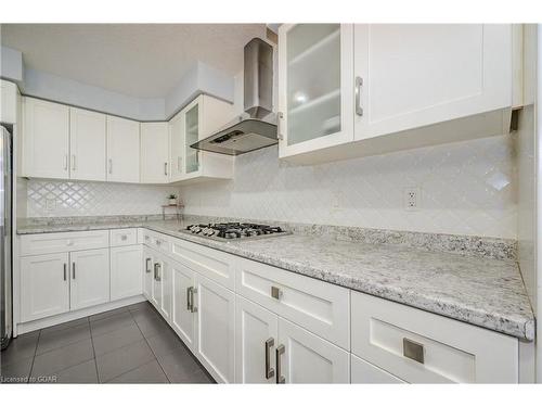 286 Macalister Boulevard, Guelph, ON - Indoor Photo Showing Kitchen With Upgraded Kitchen