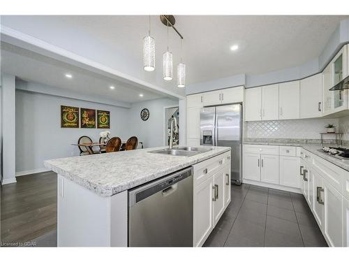 286 Macalister Boulevard, Guelph, ON - Indoor Photo Showing Kitchen With Double Sink