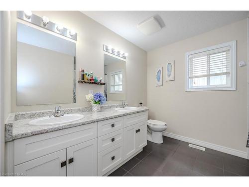 286 Macalister Boulevard, Guelph, ON - Indoor Photo Showing Bathroom