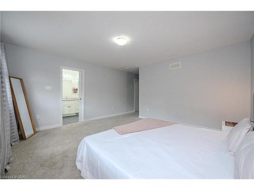 286 Macalister Boulevard, Guelph, ON - Indoor Photo Showing Bedroom