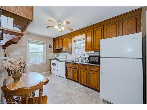 19 Kensington Street, Guelph, ON - Indoor Photo Showing Kitchen With Double Sink