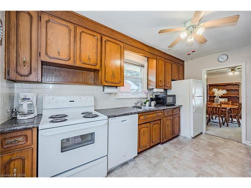 19 Kensington Street, Guelph, ON - Indoor Photo Showing Kitchen