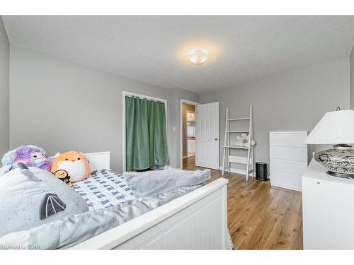 50 Clythe Creek Drive, Guelph, ON - Indoor Photo Showing Bedroom