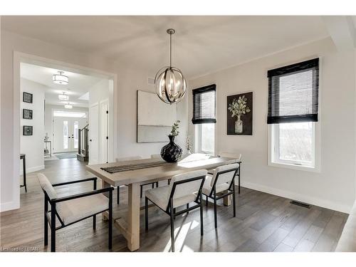 36 Rosina Lane, Thamesford, ON - Indoor Photo Showing Dining Room