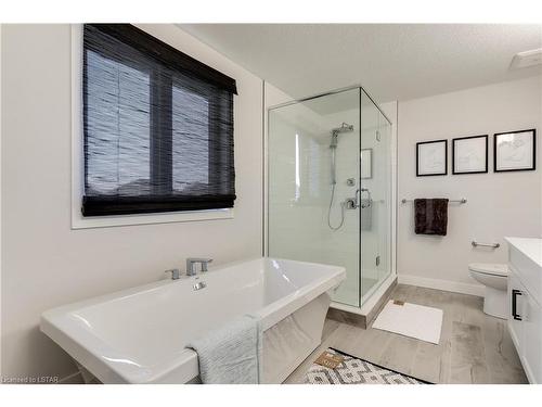 36 Rosina Lane, Thamesford, ON - Indoor Photo Showing Bathroom