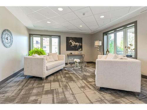 206-23 Stumpf Street, Elora, ON - Indoor Photo Showing Living Room