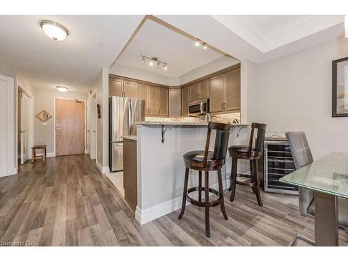 206-23 Stumpf Street, Elora, ON - Indoor Photo Showing Kitchen