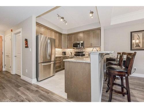 206-23 Stumpf Street, Elora, ON - Indoor Photo Showing Kitchen