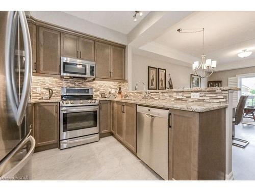 206-23 Stumpf Street, Elora, ON - Indoor Photo Showing Kitchen With Upgraded Kitchen