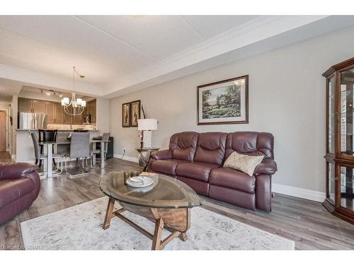 206-23 Stumpf Street, Elora, ON - Indoor Photo Showing Living Room