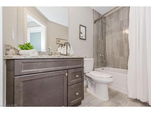 206-23 Stumpf Street, Elora, ON - Indoor Photo Showing Bathroom