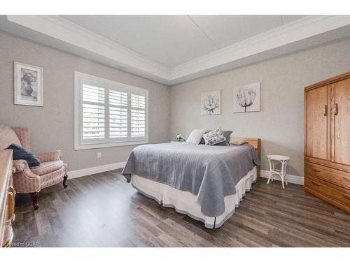 206-23 Stumpf Street, Elora, ON - Indoor Photo Showing Bedroom