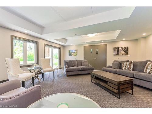 206-23 Stumpf Street, Elora, ON - Indoor Photo Showing Living Room