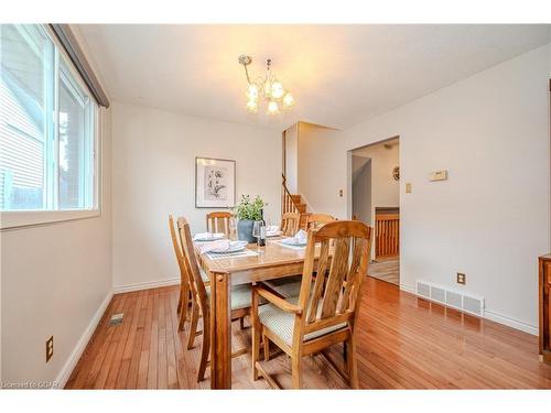 255 Camille Crescent, Waterloo, ON - Indoor Photo Showing Dining Room