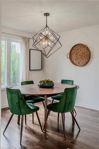 73 Pathfinder Crescent, Kitchener, ON - Indoor Photo Showing Dining Room