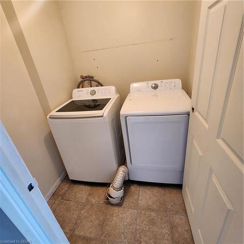 307-65 Silvercreek Parkway N, Guelph, ON - Indoor Photo Showing Laundry Room