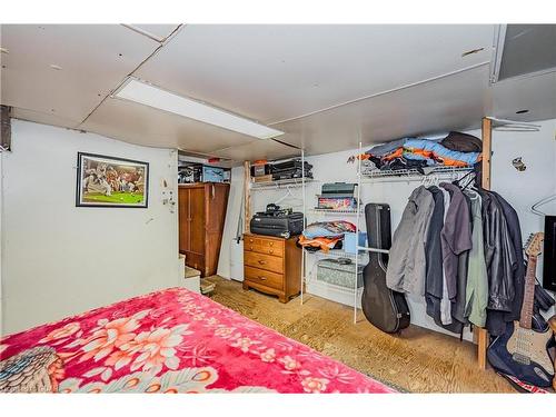 153 Victoria Road S, Guelph, ON - Indoor Photo Showing Bedroom