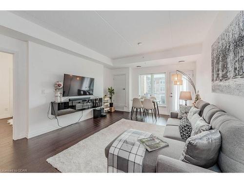 319-106 Bard Boulevard, Guelph, ON - Indoor Photo Showing Living Room