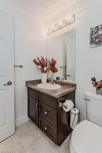 319-106 Bard Boulevard, Guelph, ON - Indoor Photo Showing Bathroom