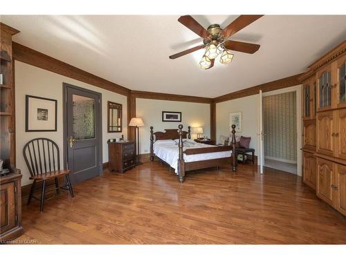 307466 Hockley Road, Hockley, ON - Indoor Photo Showing Bedroom