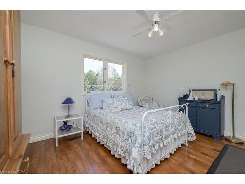 307466 Hockley Road, Hockley, ON - Indoor Photo Showing Bedroom