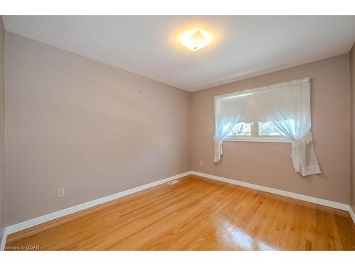 47 Glenburnie Drive, Guelph, ON - Indoor Photo Showing Other Room