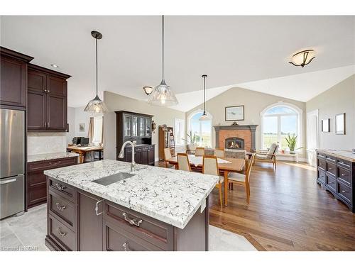 9364 Sideroad 27, Erin, ON - Indoor Photo Showing Kitchen With Stainless Steel Kitchen With Upgraded Kitchen