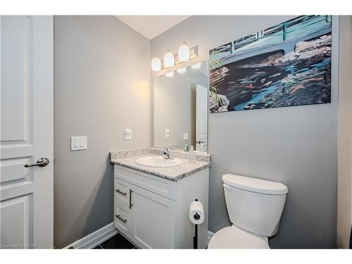 108-212 Lakeport Road, St. Catharines, ON - Indoor Photo Showing Bathroom