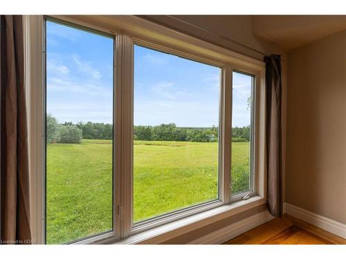 13489 Fourth Line, Milton, ON - Indoor Photo Showing Other Room