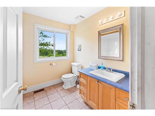 13489 Fourth Line, Milton, ON - Indoor Photo Showing Bathroom