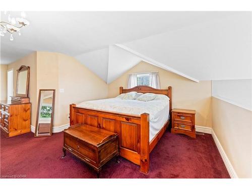 13489 Fourth Line, Milton, ON - Indoor Photo Showing Bedroom