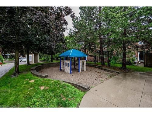 127-109 Bristol Road E, Mississauga, ON - Outdoor