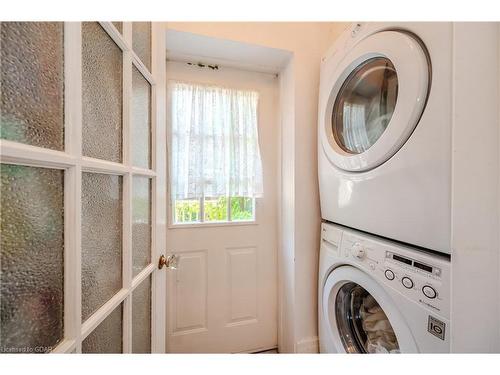 2 Ardmay Crescent, Guelph, ON - Indoor Photo Showing Laundry Room