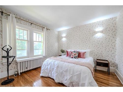 2 Ardmay Crescent, Guelph, ON - Indoor Photo Showing Bedroom