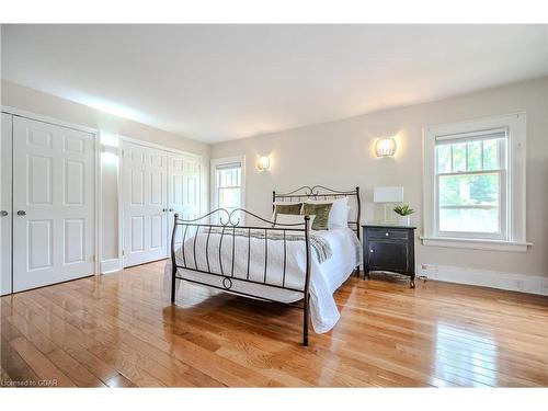 2 Ardmay Crescent, Guelph, ON - Indoor Photo Showing Bedroom