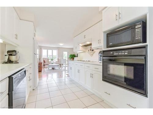 765 St. David Street South, Fergus, ON - Indoor Photo Showing Kitchen