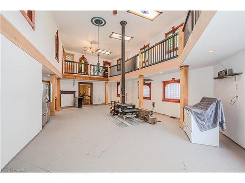 17 Thomas Street, Red Bay, ON - Indoor Photo Showing Other Room