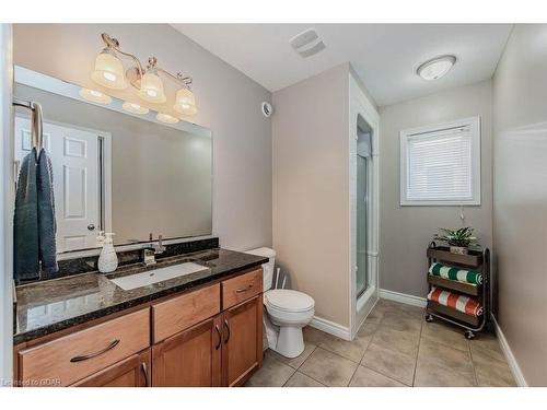 39 Ingram Drive, Guelph, ON - Indoor Photo Showing Bathroom