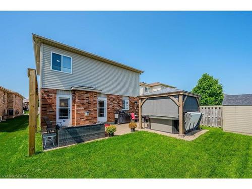 39 Ingram Drive, Guelph, ON - Outdoor