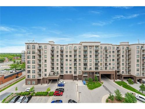 728-2490 Old Bronte Road, Oakville, ON - Outdoor With Balcony With Facade